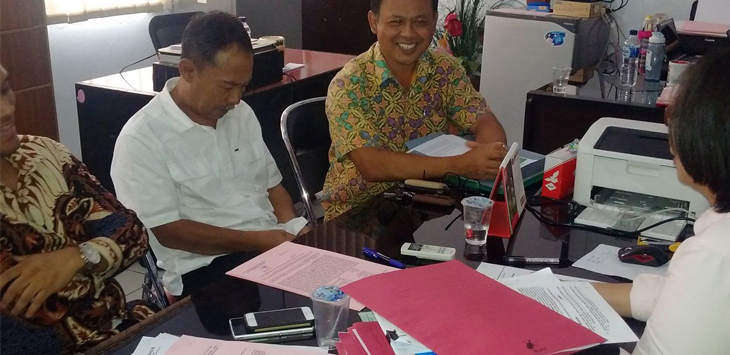 Kepala Desa Banjar Waru Kecamatan Ciawi Ditangkap Oleh Team Penyidik Kejaksaan Negeri Kabupaten Bogor