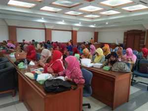 Peserta workshop literasi Komunitas Gemar Menulis dan Membaca