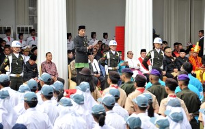 Presiden Jokowi mengikuti upacara Hari Lahir Pancasila di Gedung Pancasila, Kementerian Luar Negeri, Jakarta, Kamis (1/6) dengan khidmat.