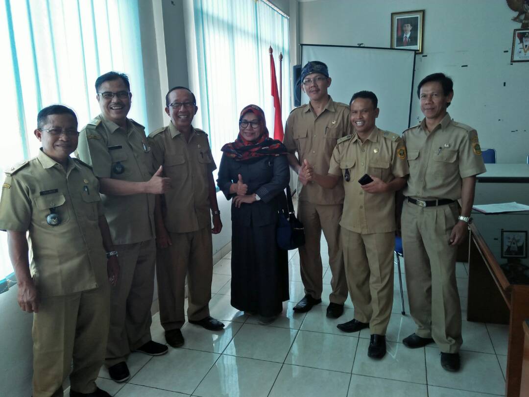 Foto bersama selesai rapat para kepala desa ketua bkpp dan kepala upt bina marga jonggol didih karsidih