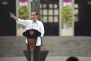 Presiden Jokowi saat berikan sambutan pada acara Kongres Pancasila IX yang diselenggarakan di Halaman Balairung UGM, Sleman, DI Yogyakarta, Sabtu (22/7) pagi.