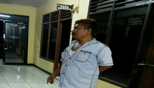 Foto : Satu Orang di amankan ke polsek Cileungsi Dari Lokasi penggerekan berinisial MP