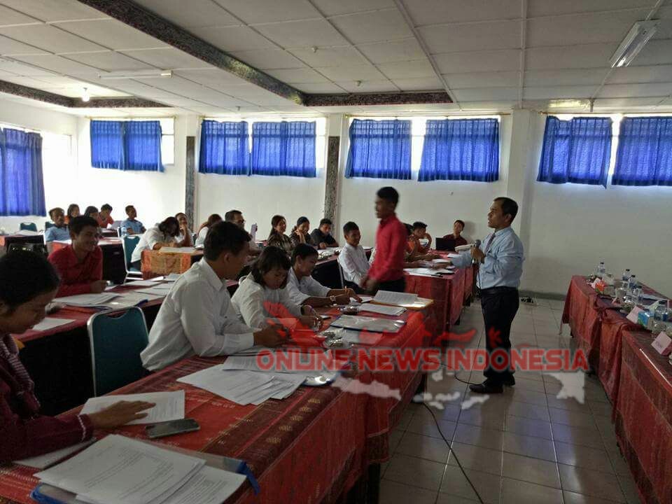 Foto : Para peserta pelatihan dan uji sertifikasi  SDM Perhotelan, yang digelar Dinas Pariwisata Samosir