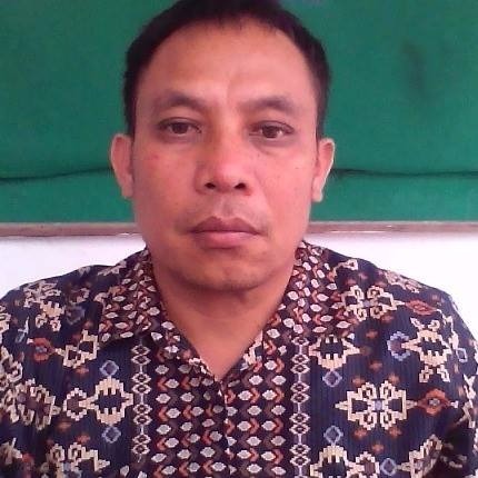 Foto : Saut Marasi Manihuruk, S.Pd, Sekretaris MKKS SMP Kabupaten Samosir.