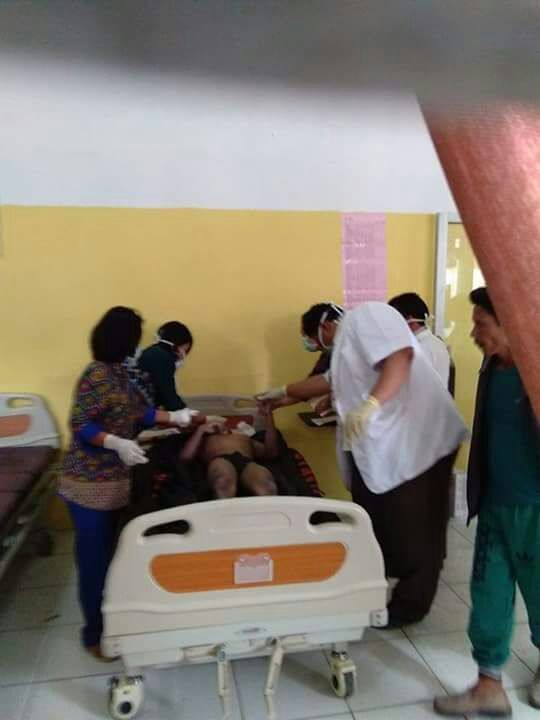Foto : Rahmat Dani (28), Korban KM.Ramos Risma Marisi yang terdampar diperairan lumban siantar Nainggolan telah ditemukan dalam kondisi tak bernyawa, di Puskesmas Sirait Onanrunggu