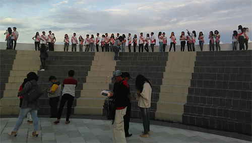 Persiapan peserta foto di Amphitheater