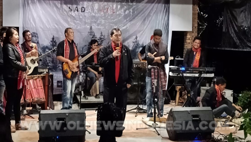 Bupati Karo sangat mengapresiasi grop Musik Sada Kata saat memberikan sambutan nya dalam Launching Album Perdana Group Sada Kata di Cafe Jabu Berastagi