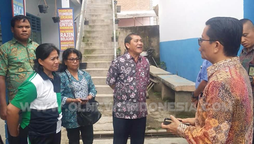 Bupati Karo juga mengecek gedung sekolah lainnya saat mengunjungi SMP NEG 1 Berastagi Kamis (04/10) 2018