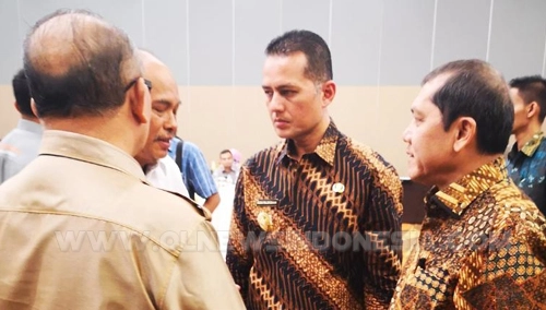 Bupati Karo Terkelin Brahmana SH bersama Wakil Gubernur Sumatera Utara Musa Rajeksah, Selasa (26/03) 2019 di Hotel Santika Medan.