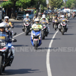 Kapolda Sulut Melakukan Patroli Gabungan Polri Dan TNI Menggunakan Sepeda Motor