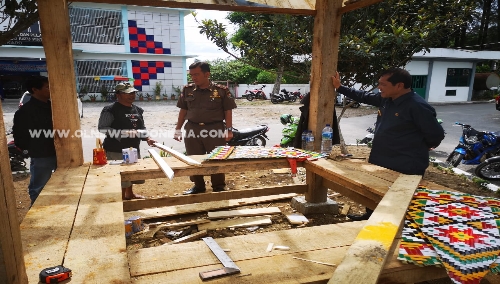 Bupati Karo  Peduli dan Lestarikan Bangunan  Tradisional  