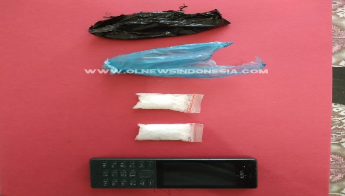 Ket foto : Barang bukti berupa shabu shabu, Hampir dan kantong plastik yang diamankan oleh petugas di Mapolres Karo