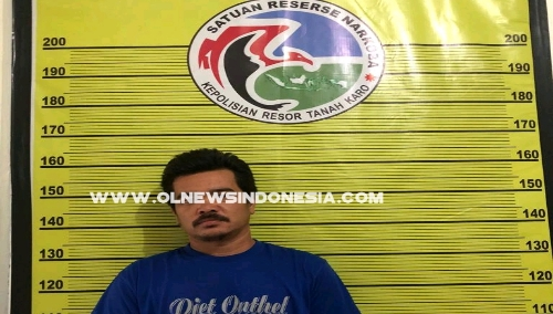 Ket foto  : ketiga tersangka kini diamankan di MaPolres Karo