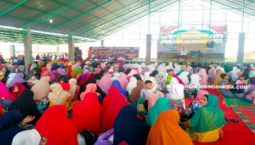 Ket foto : saat kegiatan berlangsung di isi dengan Tausyiah dari H. Muklis Mubarok Dalimunte Lc, M.Si.
