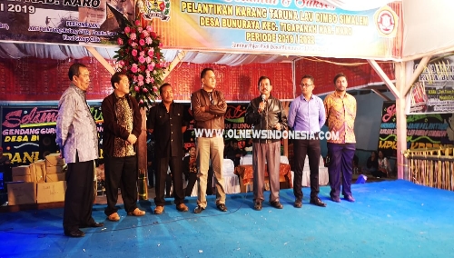 Ket foto Pihak Yayasan Mulia Kasih Bogor saat memberikan sambutan nya dalam acara Pesta Kerja Tahun di Desa Bunuraya, Kecamatan Tigapanah Kabupaten Karo, Sabtu (13/07) 2019