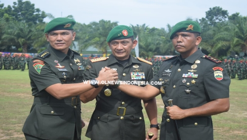 Ket foto : salam Komando  dari kiri ke kanan (Kolonel Inf. Freddino Silalahi, Pangdam I /BB Mayjen TNI M.S Fadhilah dan Letkol Inf. Agustatius Sitepu)