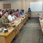 7 Bupati Tandatangani Surat Kesepakatan Bersama Bentuk Komitmen Jalan Alternatif Medan Berastagi Dihadapan Ketua Komisi D DPRD Sumut