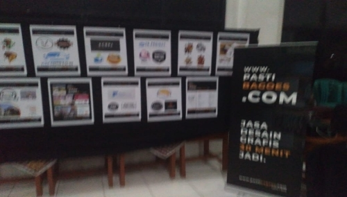 Foto : Karya Karya Siswa SMKN 2 Cikarang Barat di pamerkan di acara" Sosialisasi Dan Pendampingan Teaching Factory"