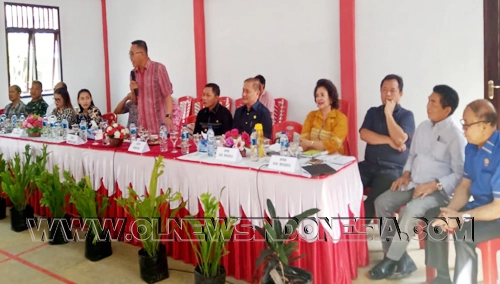 Ketua Tim Drs.Dharma Palar memberikan beberapa informasi mengenai maksud dan tujuan Dewan melakukan Reses