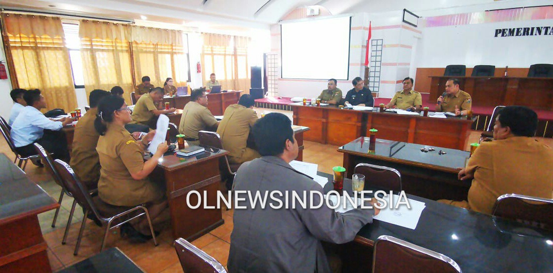 Ket foto : Suasana Rapat persiapan simulasi CPNS Formasi Tahun Anggaran 2019 di Aula Kantor Bupati Karo Kabanjahe, Selasa (14/01) 2020 (Ist)