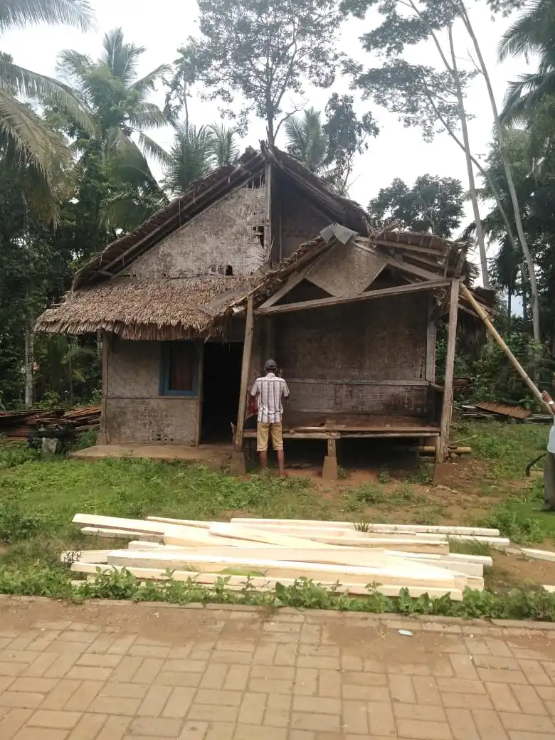 Ket poto : Rumah Sebelum di bangun