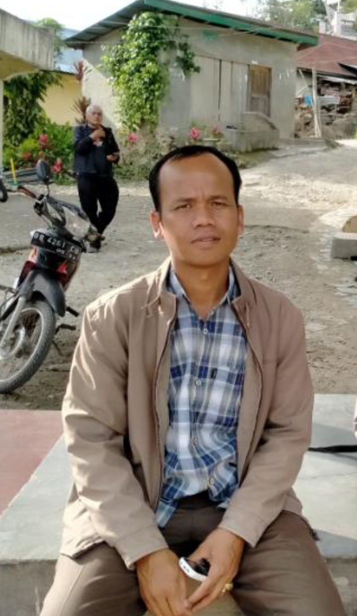 foto : Jenri Limbong, Kepala Desa Sipitu Dai, Kecamatan Sianjur Mula Mula, Kabupaten Samosir, Sumatera Utara