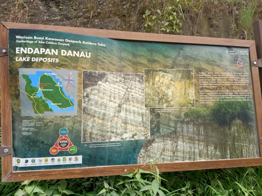 foto : Plank Warisan Bumi Geopark Kaldera Toba, di Desa Huta Tinggi, Kecamatan Pangururan, Samosir, Sumatera Utara, yang bukit nya di tambang oleh oknum oknum, dengan berkedok kan pematangan lahan.