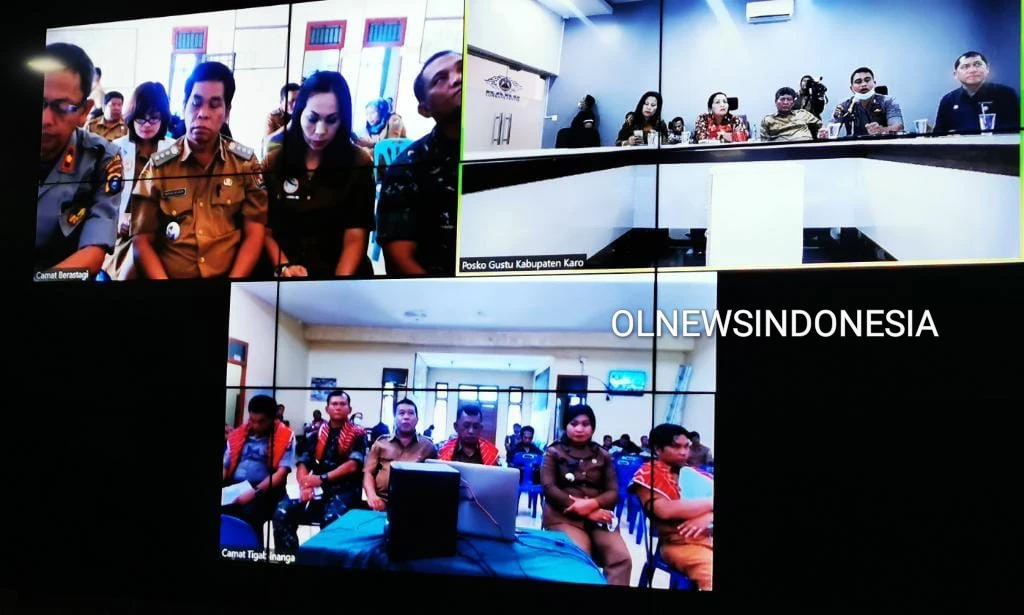 Ket foto : Bupati Karo, Ketua DPRD Karo dan Kapolres Tanah Karo Gelar videoconference dengan 2 Muspika Tanah Karo daru ruang Smart City Kantor Bupati Karo, Selasa (24/03) 2020 (Ist)