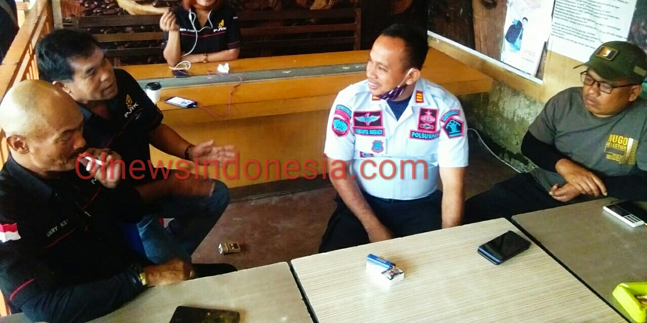 Ket foto : Karutan Kelas II B Kabanjahe Kabupaten Karo, Sangapta Surbakti Spd, saat bincang bincang dengan wartawan di  kopi RM Kabanjahe, Sabtu (20/06) 2020 (Ist)