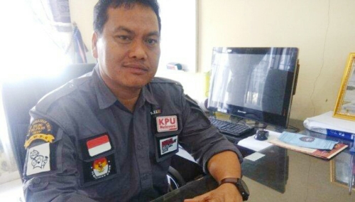 Ket foto  : Gemar Tarigan Ketua KPU Kab Karo