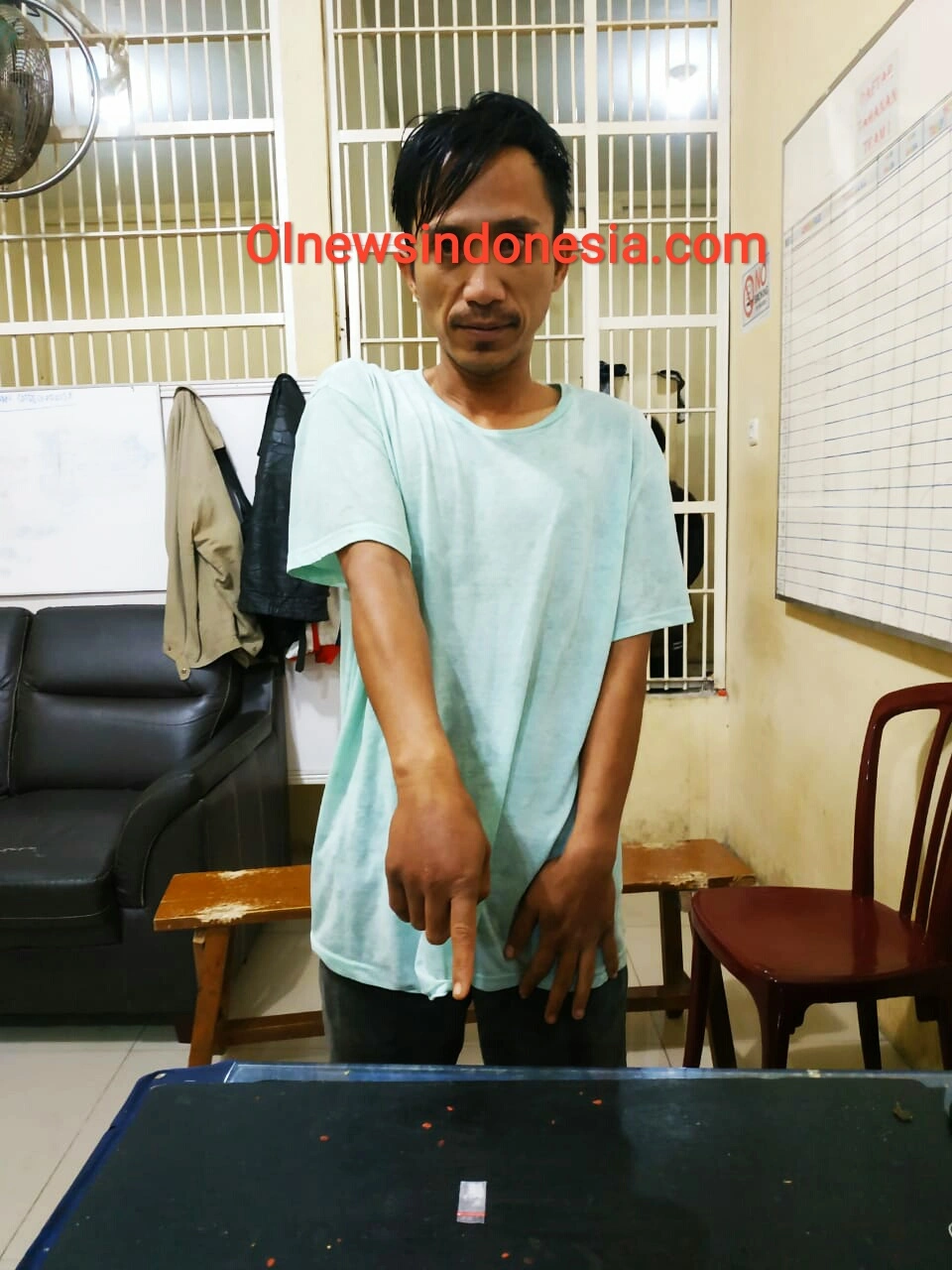 Ket foto : Tersangka dan Barang Bukti saat di amankan Petugas (Ist)