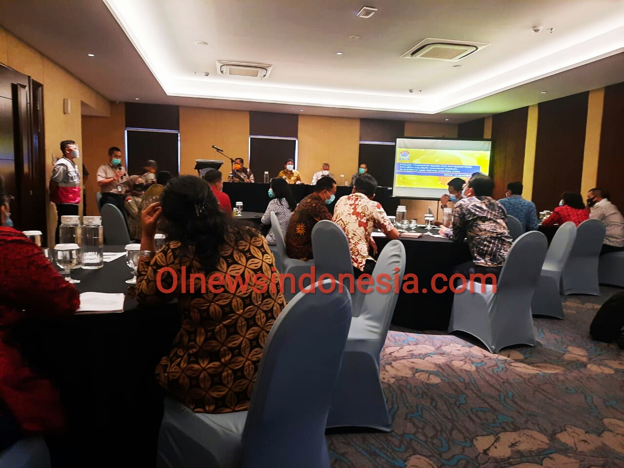 Ket foto : Pemkab Karo saat gelar evaluasi penanganan rehabilitasi dan rekonstruksi pascabencana erupsi Gunung Api Sinabung di Hotel Harper Medan, Sumatera Utara, Kamis (19/11) 2020 (Ist)