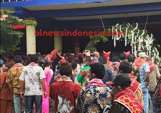 Ket foto : situasi sebuah pesta di salah satu Pendopo/ Jambur di masa pandemi Covid-19 (Ist)