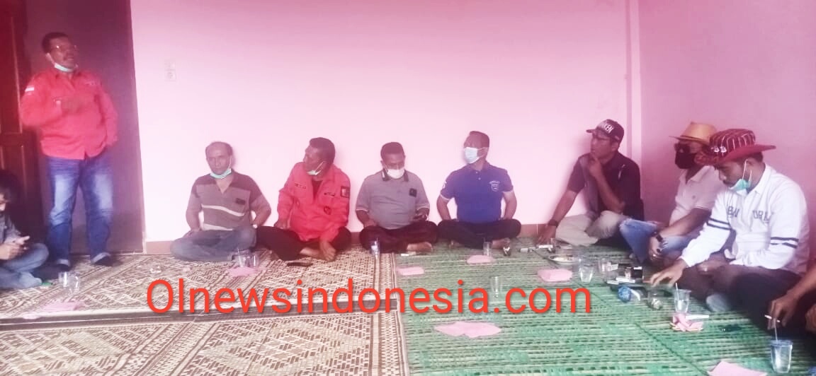 Ket foto : Tampak salah satu anggota yang baru bergabung saat perkenalan diri dihadapan Pengurus DPC PBB Kabupaten Karo,Minggu (04.07.2021) _ (Ist)